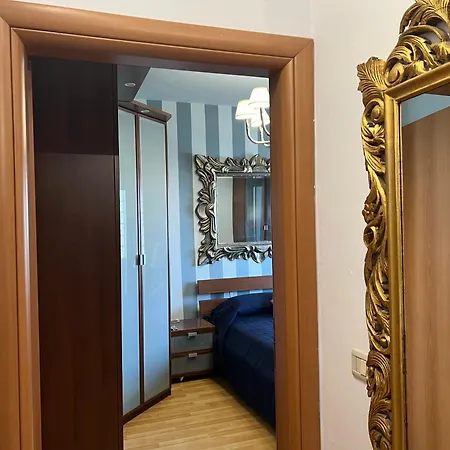 My Roots - Neti Museum Breathtaking View Apartamento Tirana